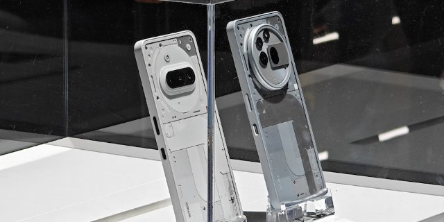 Nothing Phone (3a) впервые показали на MWC 2025: что нового? Nothing Phone (3a) впервые показали на MWC 2025: что нового?